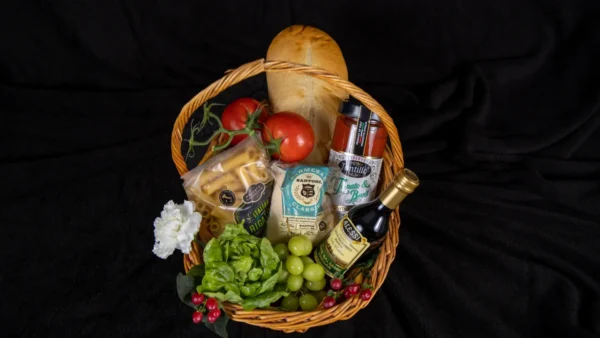 Pasta Night Gift Basket All the People Poetic Floral Arrangements.