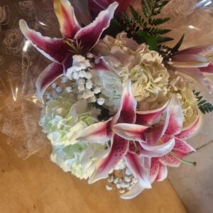 Cincinnati Bouquets-The Cincinnati Stargazer