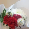 Easy-Breeze-Beautiful-Cover-Mom-1024x749 Red carnations and white cremón bouquet