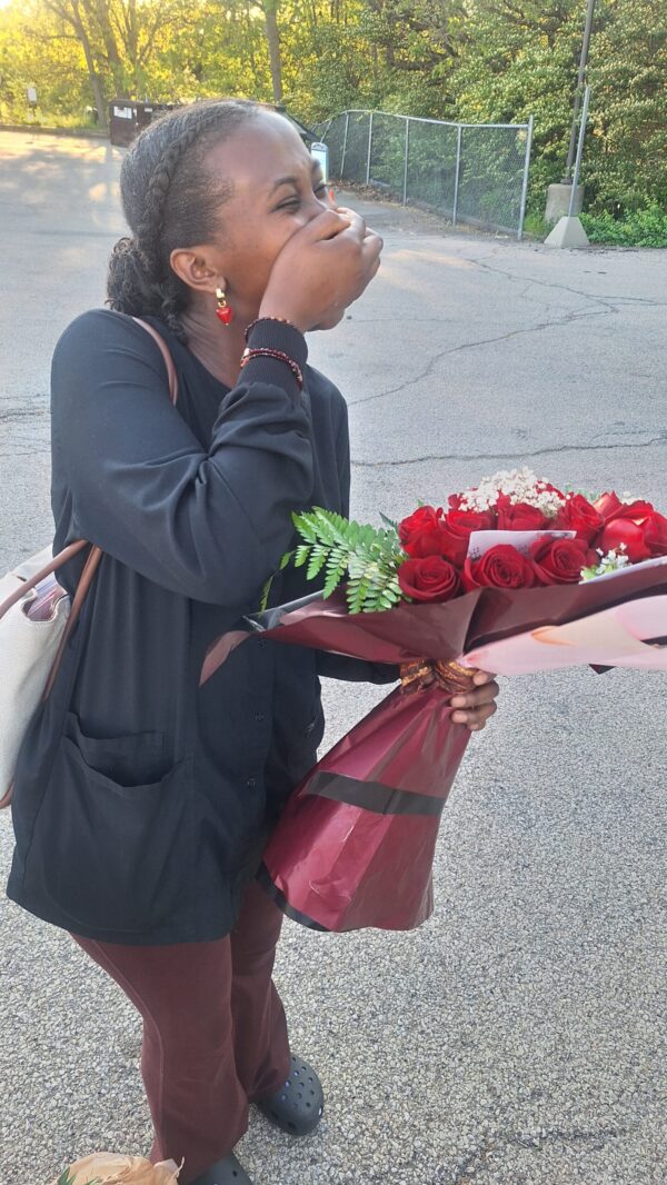 Hearts on a String A Dozen Roses Wrapped