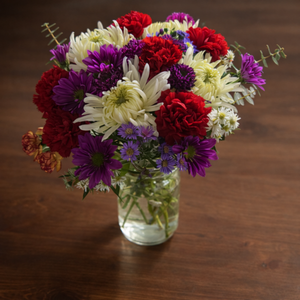 Bouquet of premium fresh flowers in a handcrafted arrangement, symbolizing love, celebration, and meaningful connections, delivered across Cincinnati and Northern Kentucky.